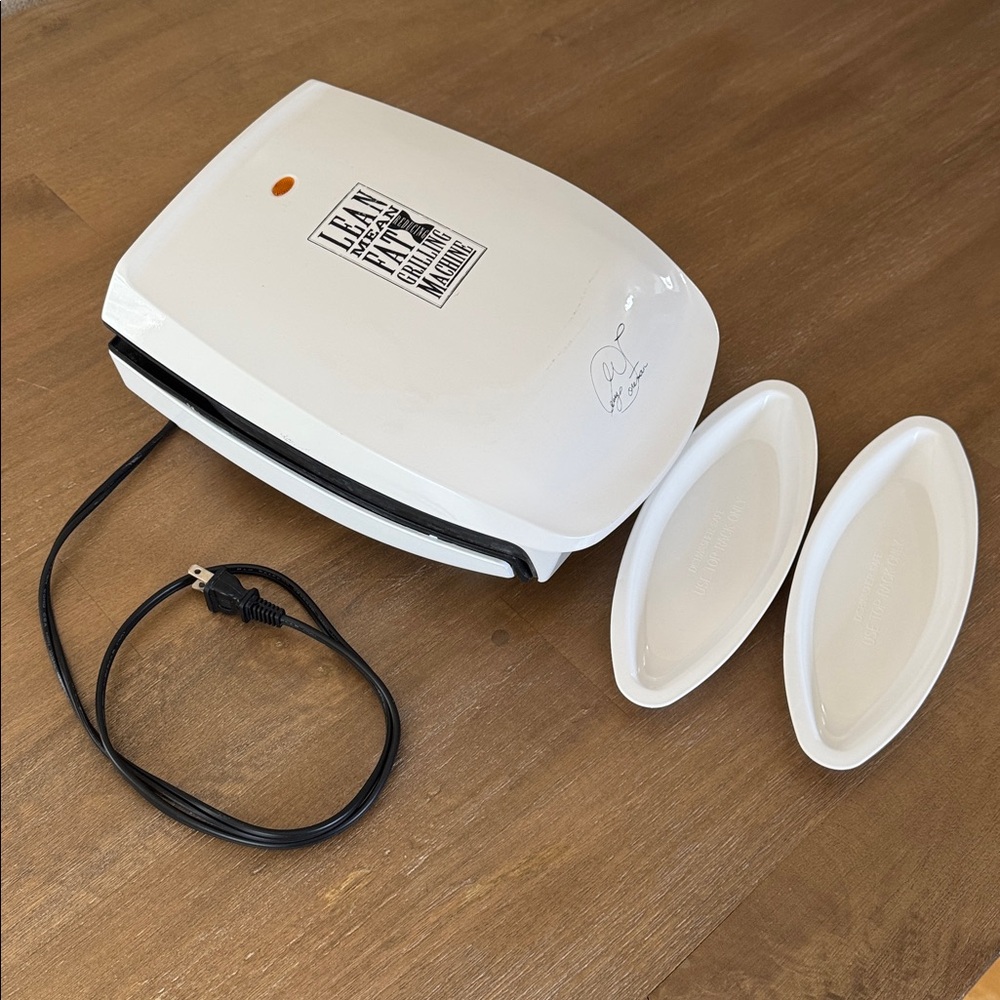 George Foreman Grilling Machine Electric Grill - White